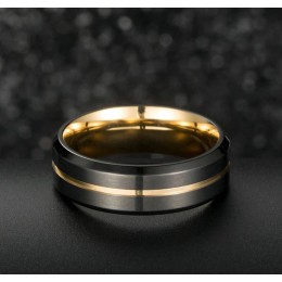 Sõrmus - must kullatud triibuga